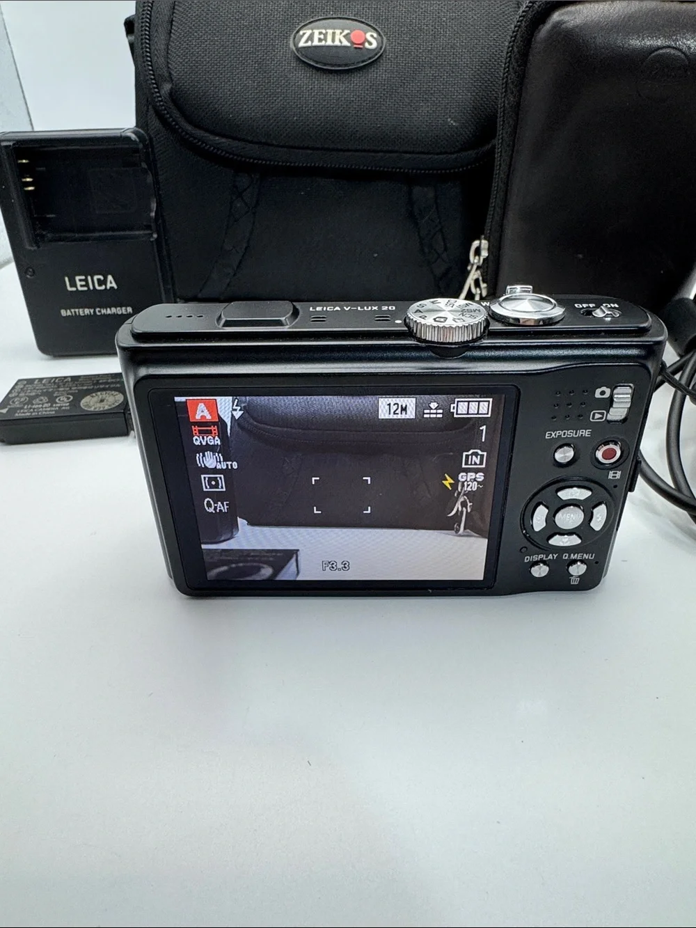 Leica V-Lux 20 Digital Camera W/ Case Charger 3X Batteries 8GB Card Bag Cords